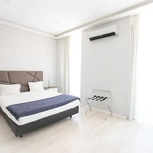 מלון Grande Pensao Residencial Alcobia