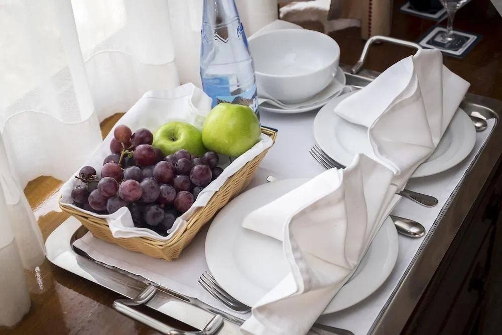 ליסבון Hotel Dom Carlos Park פורטוגל